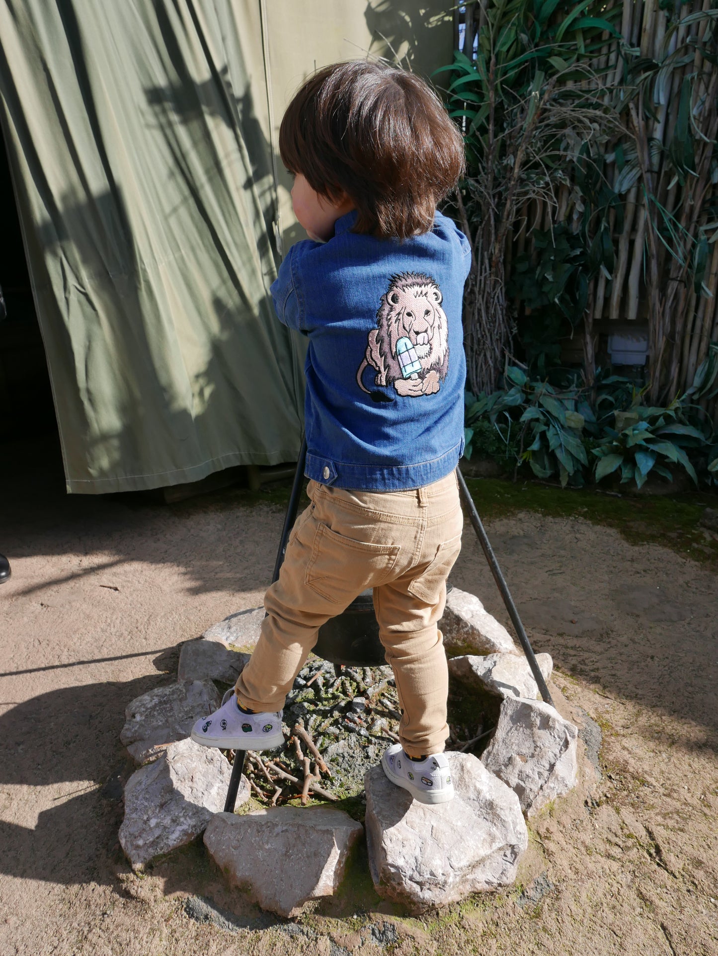Children's denim jacket - Lion with ice lolly